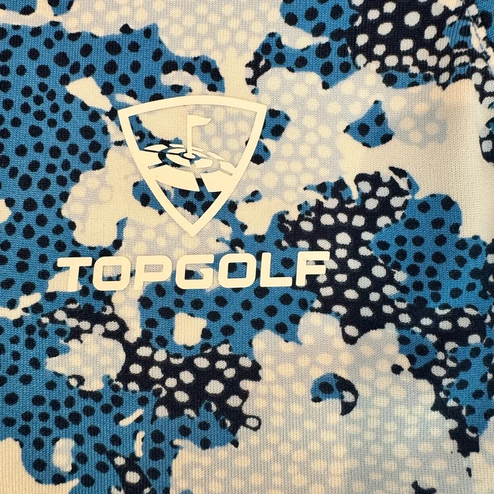NWOT UNDER ARMOUR TopGolf Blue and White Sleeveless zip Top, size SM
